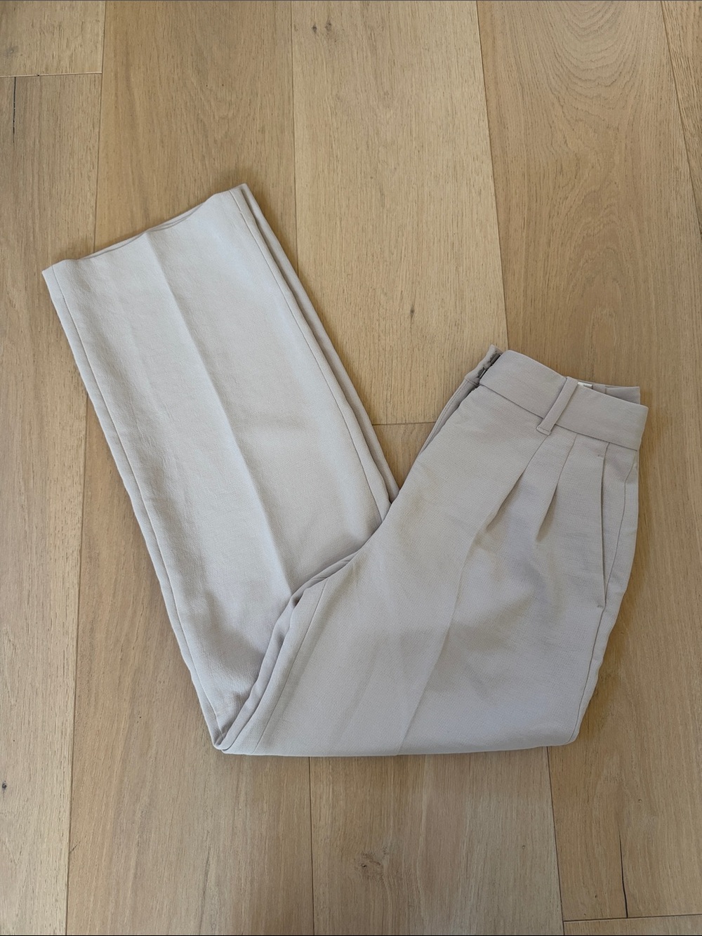 Aritzia Effortless Pants